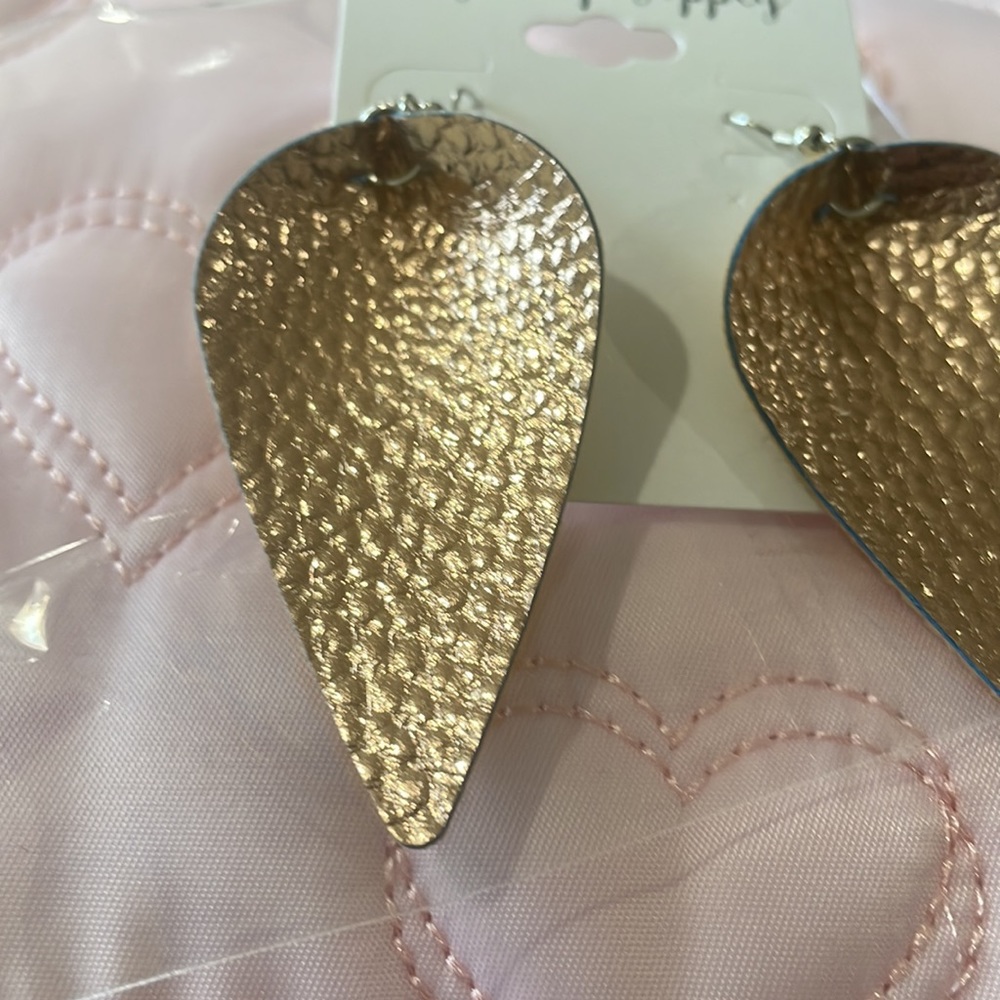🎉4 for $20! Rose gold vegan leather Earrings- brand new! Lightweight! - Picture 5 of 5